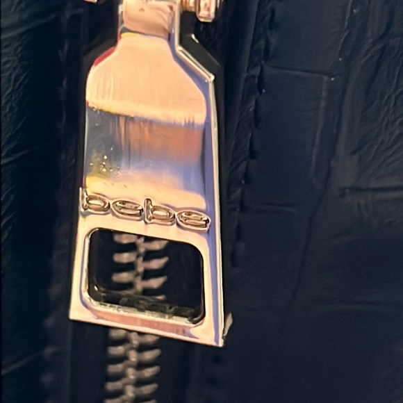 BEBE EVIE CROSSBODY BAG NEW - Picture 5 of 12